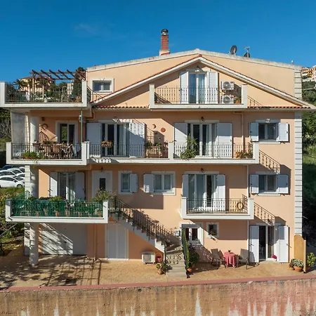 Elisso * أرغوستولي